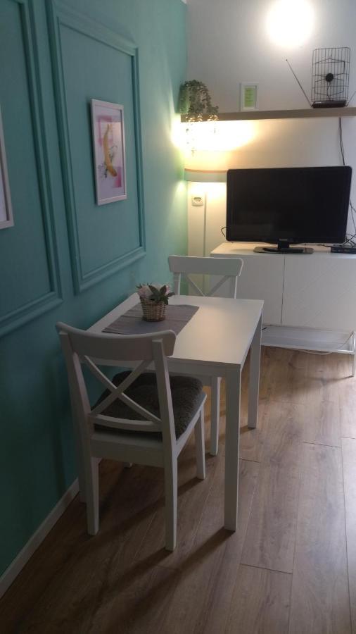 Mirjam Apartment โนวีวีโนดอลสกี ภายนอก รูปภาพ